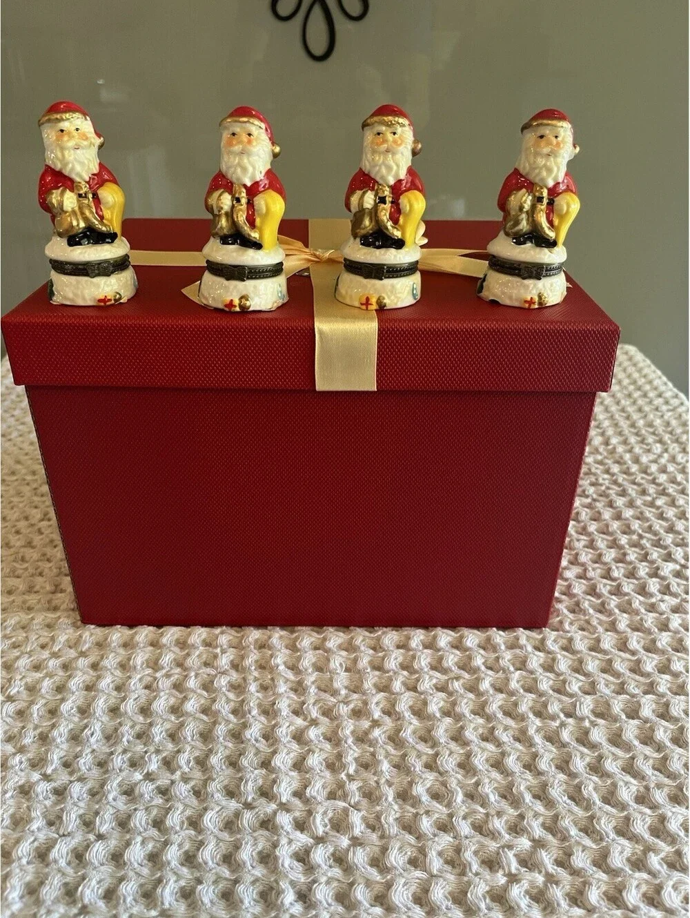 Vintage Hand Painted Santa Ornament Trinket Boxes Set Of 4, 178